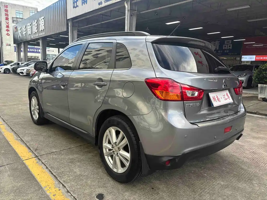 Mitsubishi Jinxuan ASX 2015 — фото 16