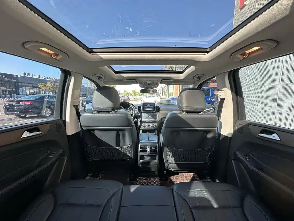 Mercedes-Benz GLE 2018 — фото 14