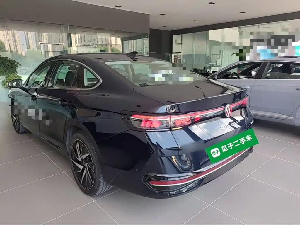 Volkswagen Magotan 2024