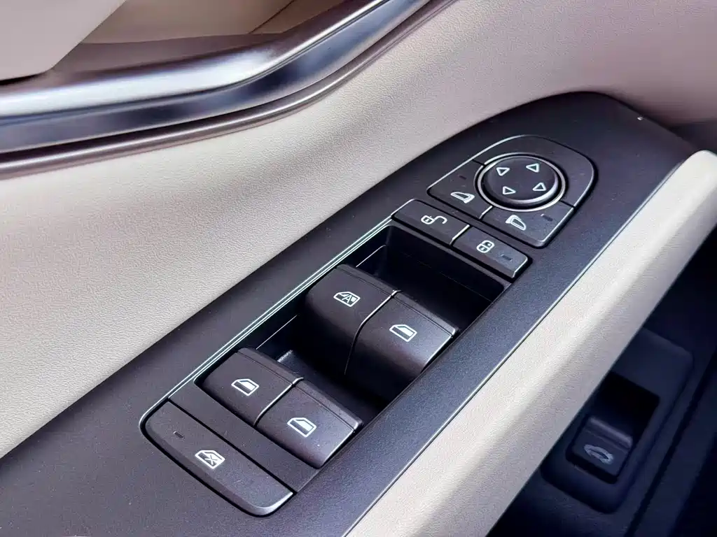 BYD Qin L 2025 — фото 19