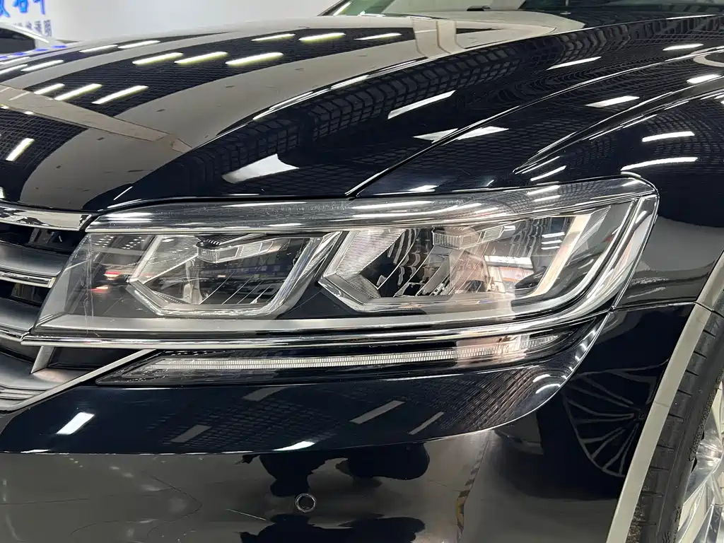 Volkswagen Phideon 2020 — фото 11