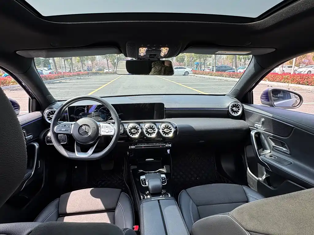 Mercedes-Benz A-Class 2020 — фото 9