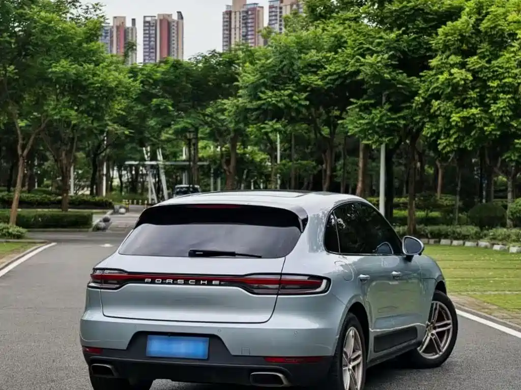 Porsche Macan 2022 — фото 9