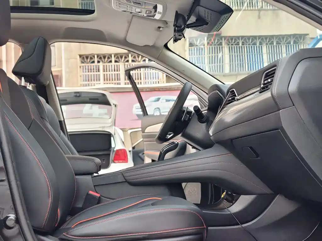 Haval F7 2020 — фото 13