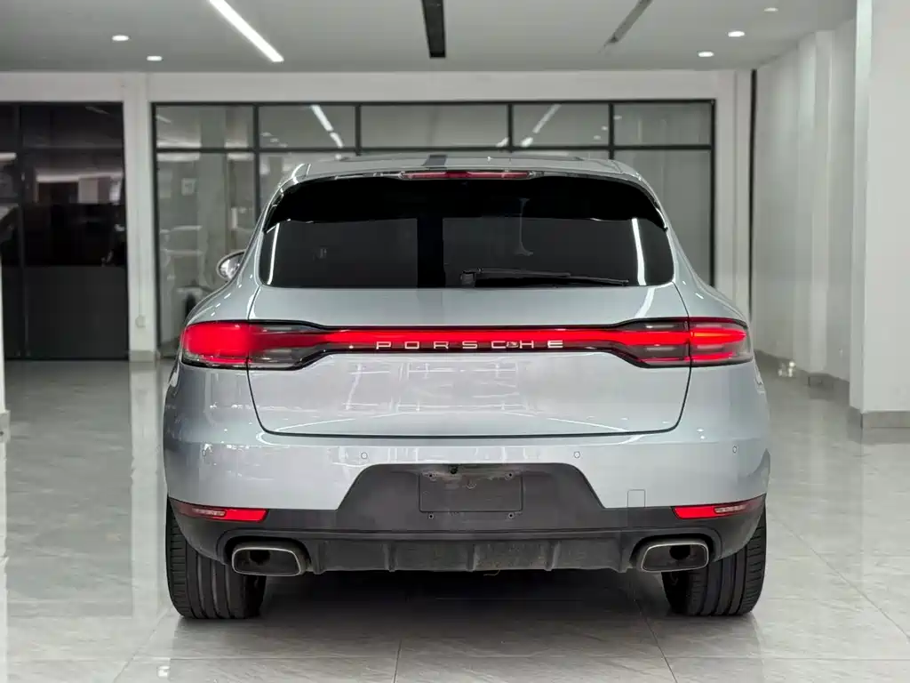 Porsche Macan 2022 — фото 10