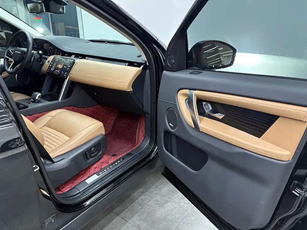 Land Rover Discovery Sport 2024 — фото 17