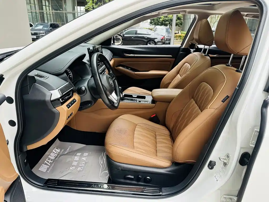 Nissan Teana 2023 — фото 11