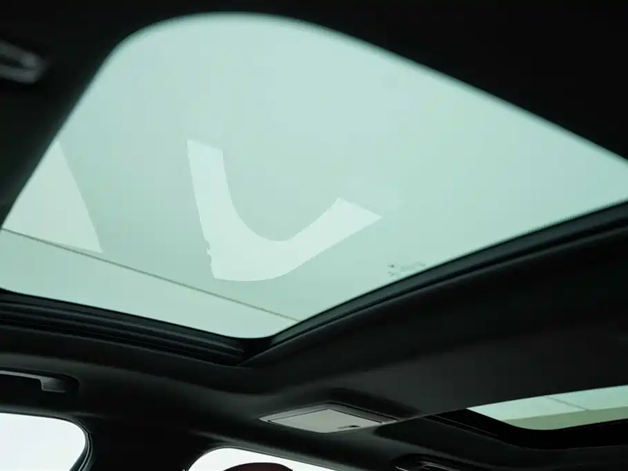 BMW 5 Series 2022 — фото 12