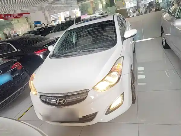 Hyundai Elantra Langdong 2016
