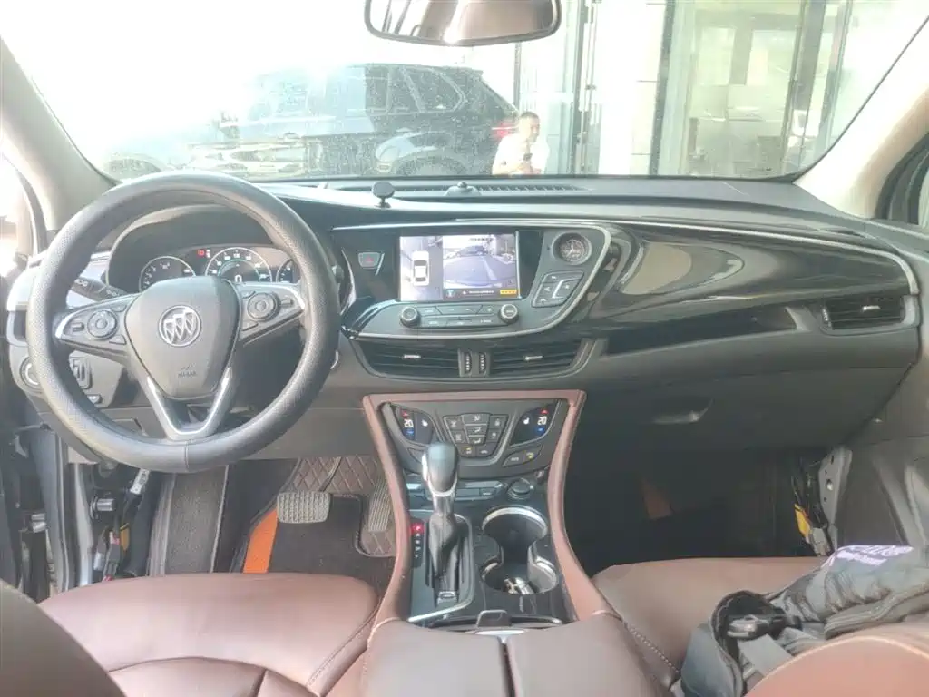 Buick Envision Plus 2017 — фото 10