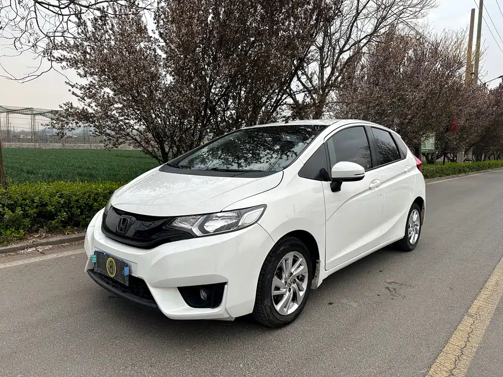 Honda Fit 2015 — фото 1