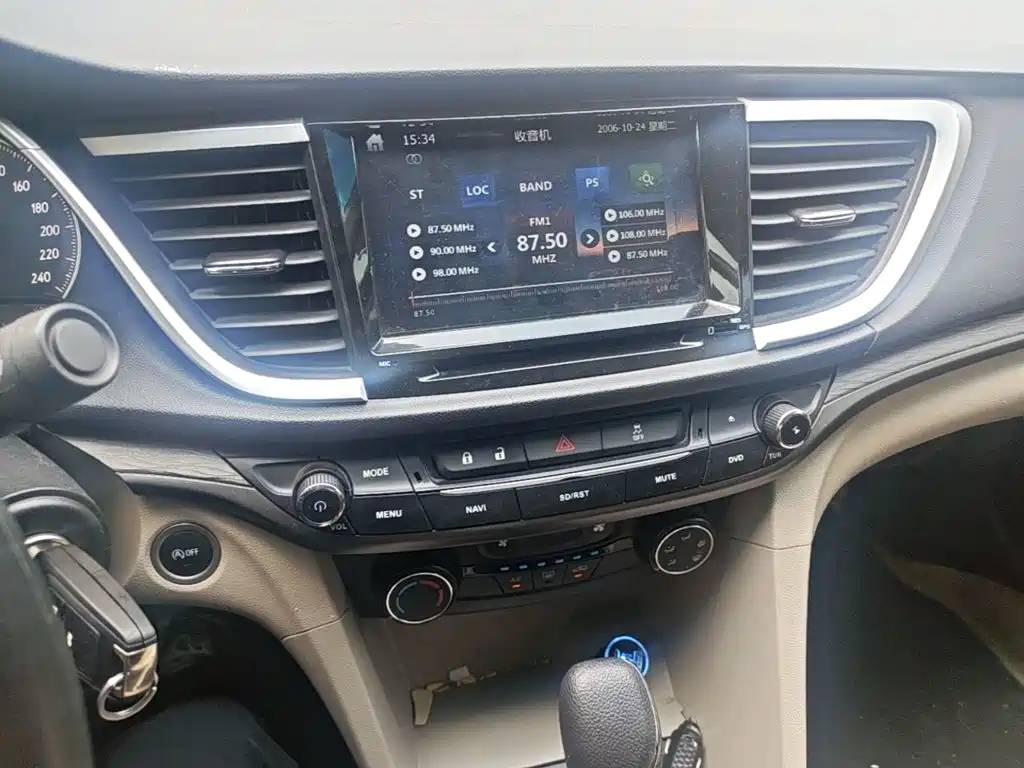 Buick Excelle 2016 — фото 13