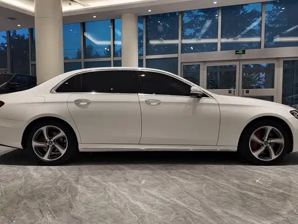 Mercedes-Benz E-Class 2019