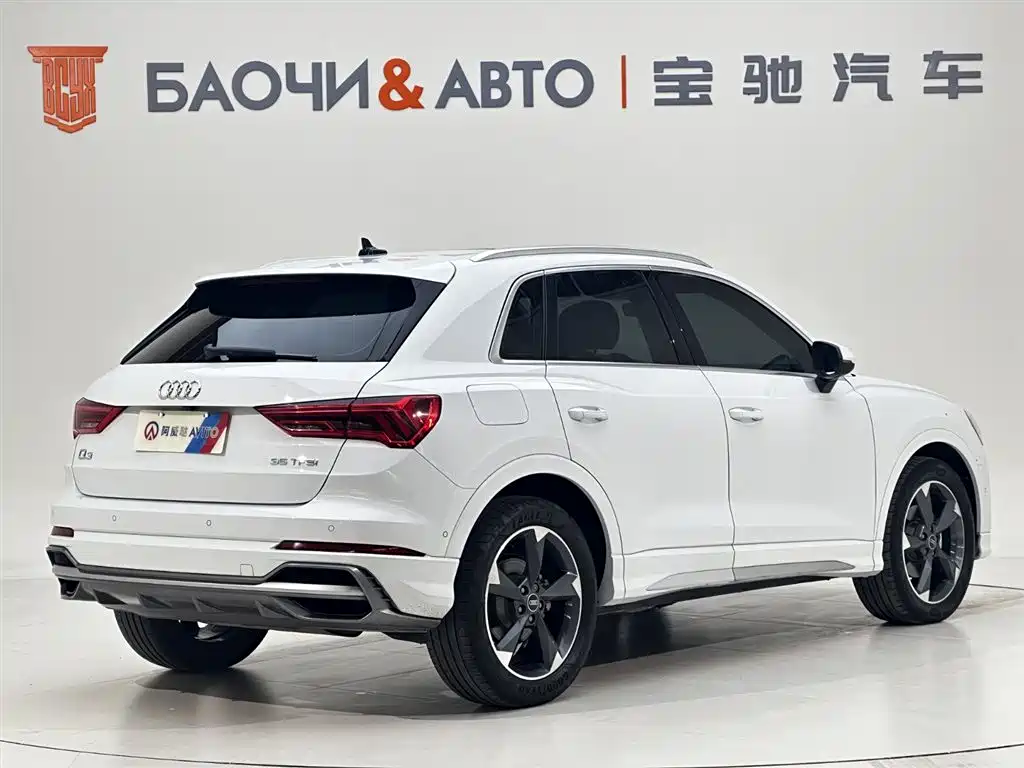 Audi Q3 2022 — фото 15