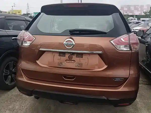 Nissan X-Trail 2014