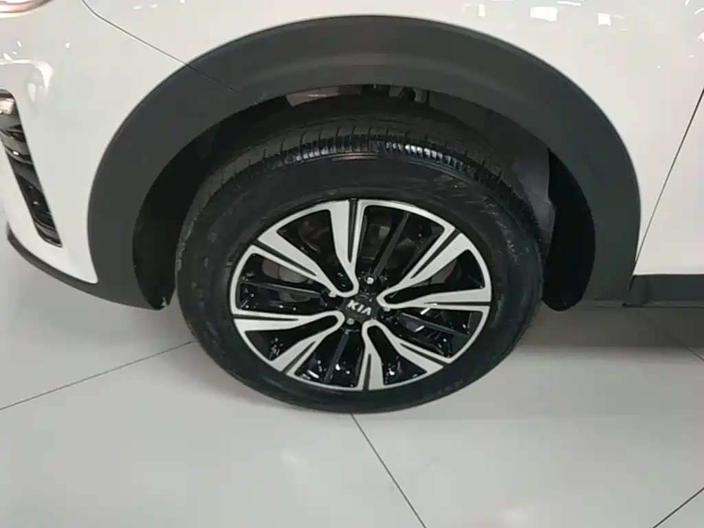 Kia KX1 2019 — фото 23