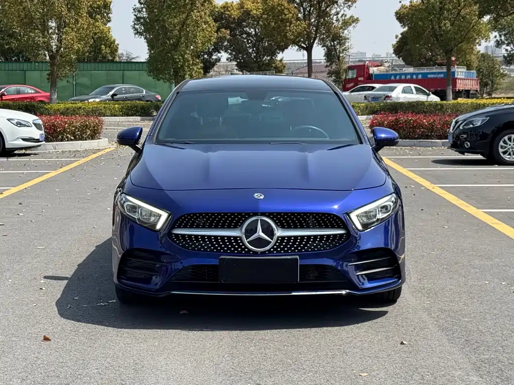 Mercedes-Benz A-Class 2020 — фото 2