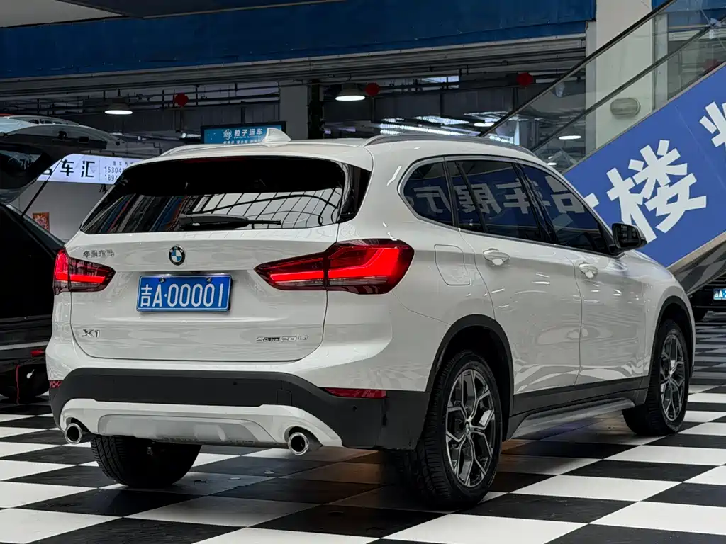 BMW X1 2023 — фото 6