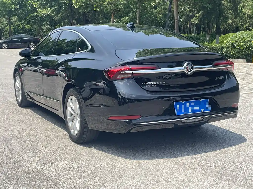 Buick LaCrosse 2022 — фото 4