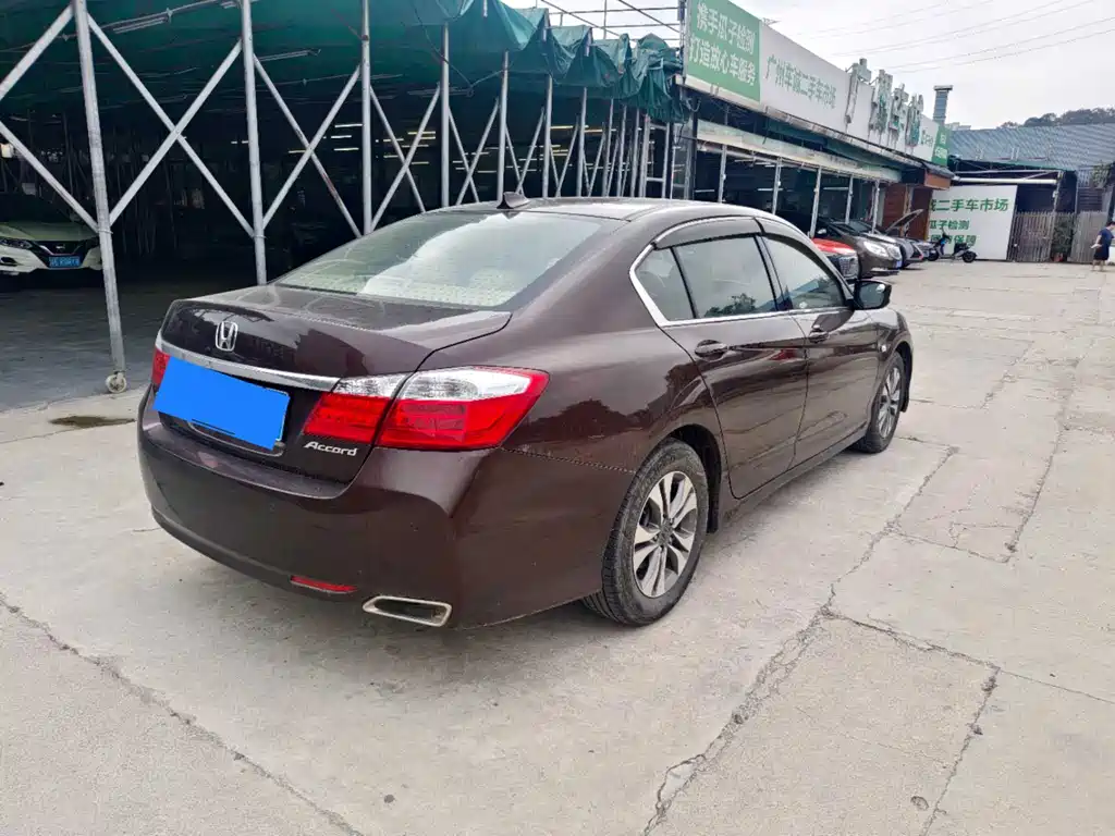 Honda Accord 2015 — фото 2