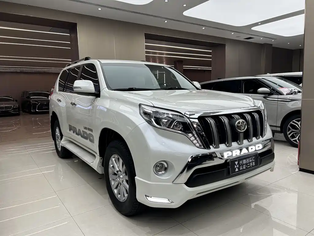 Toyota Prado 2018 — фото 2