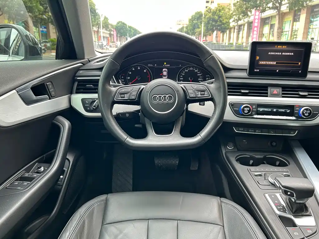 Audi A4L 2019 — фото 18
