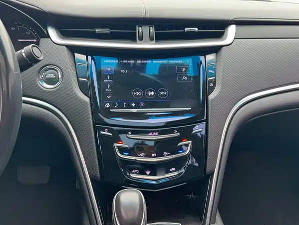 Cadillac XTS 2019