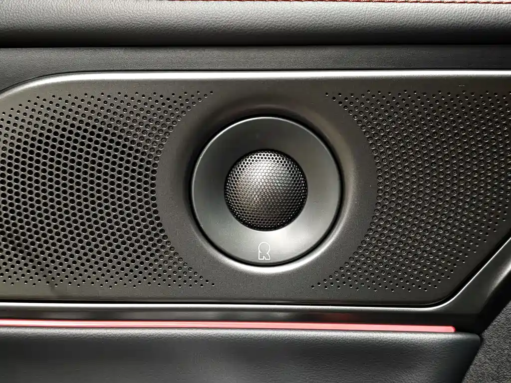 Lincoln Z 2022 — фото 12