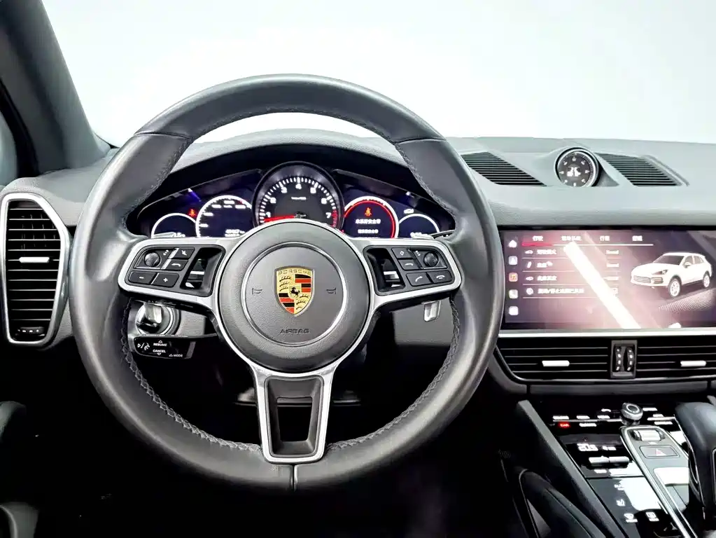 Porsche Cayenne 2022 — фото 10