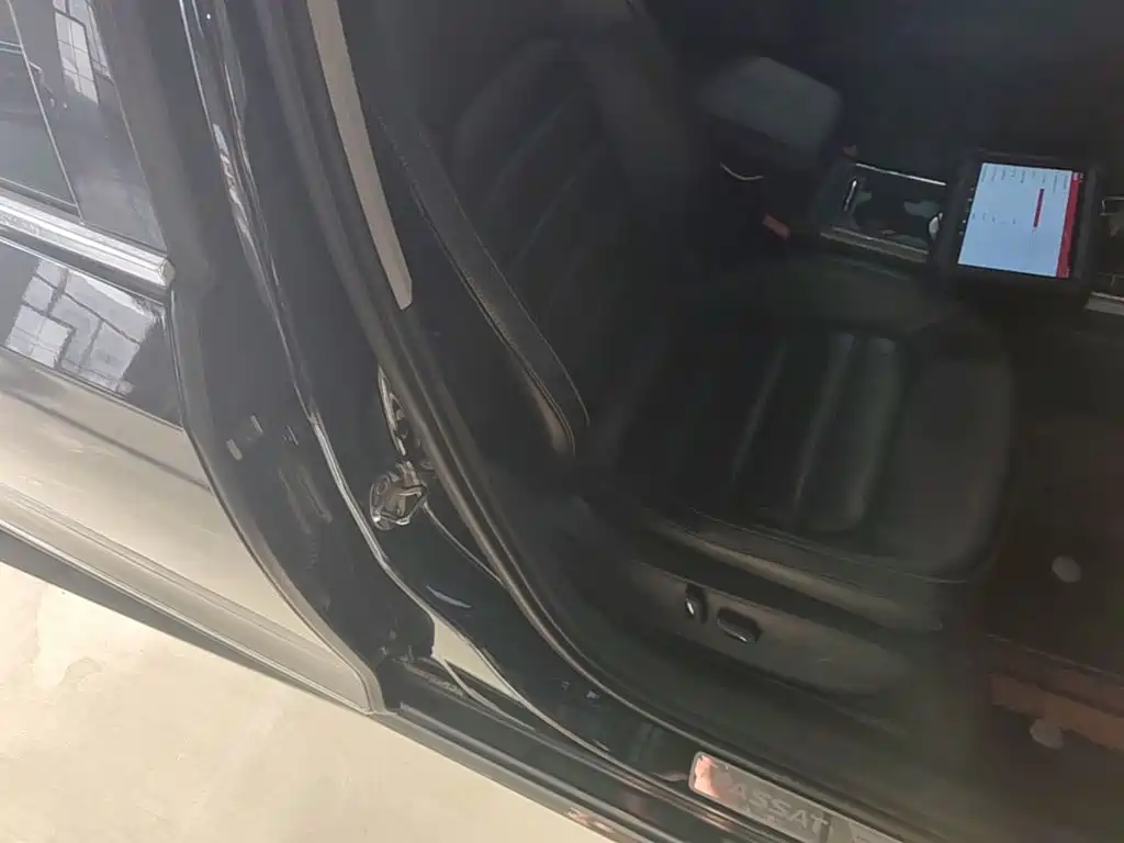 Volkswagen Passat 2018 — фото 25