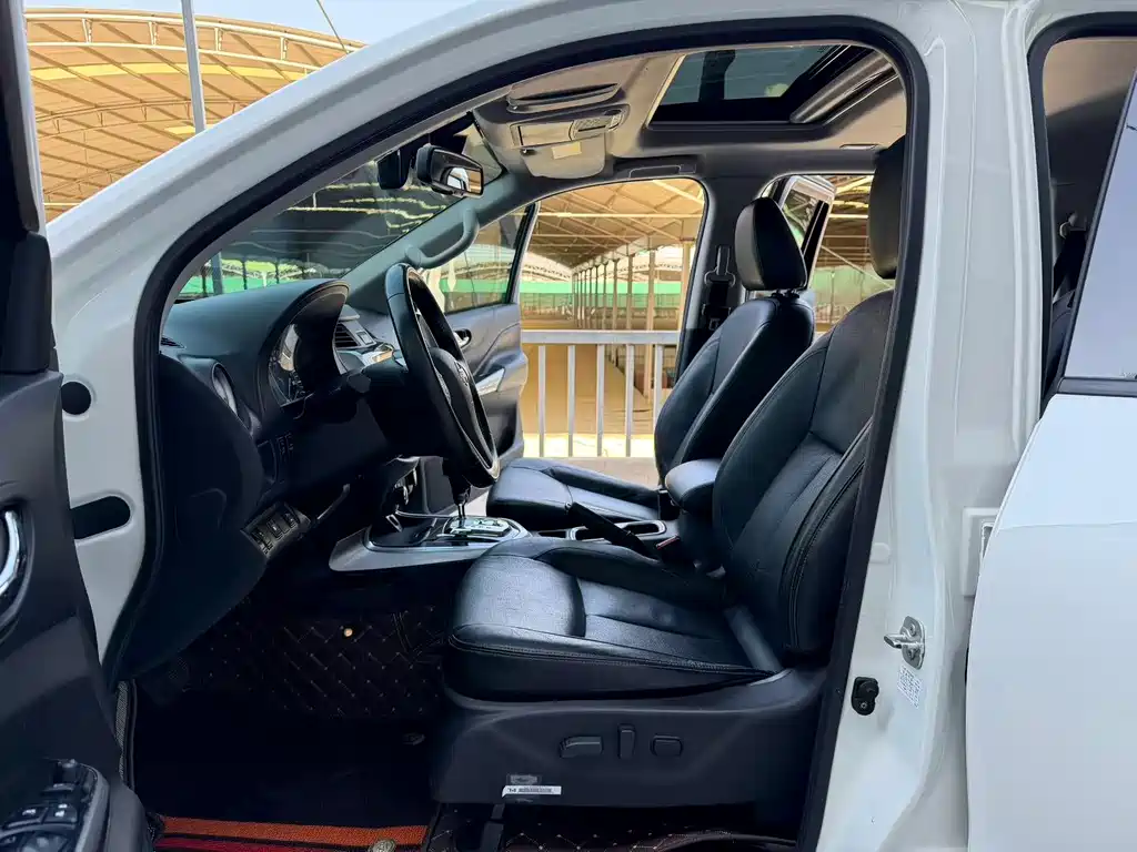 Nissan Terra 2019