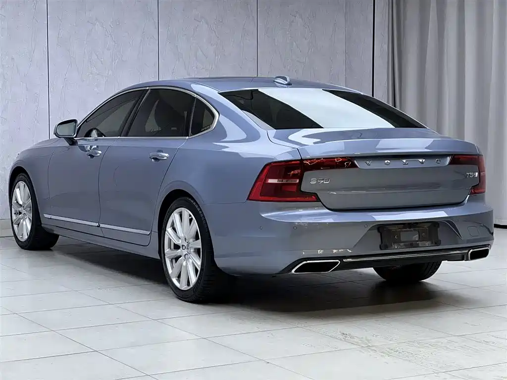 Volvo S90 2019 — фото 14
