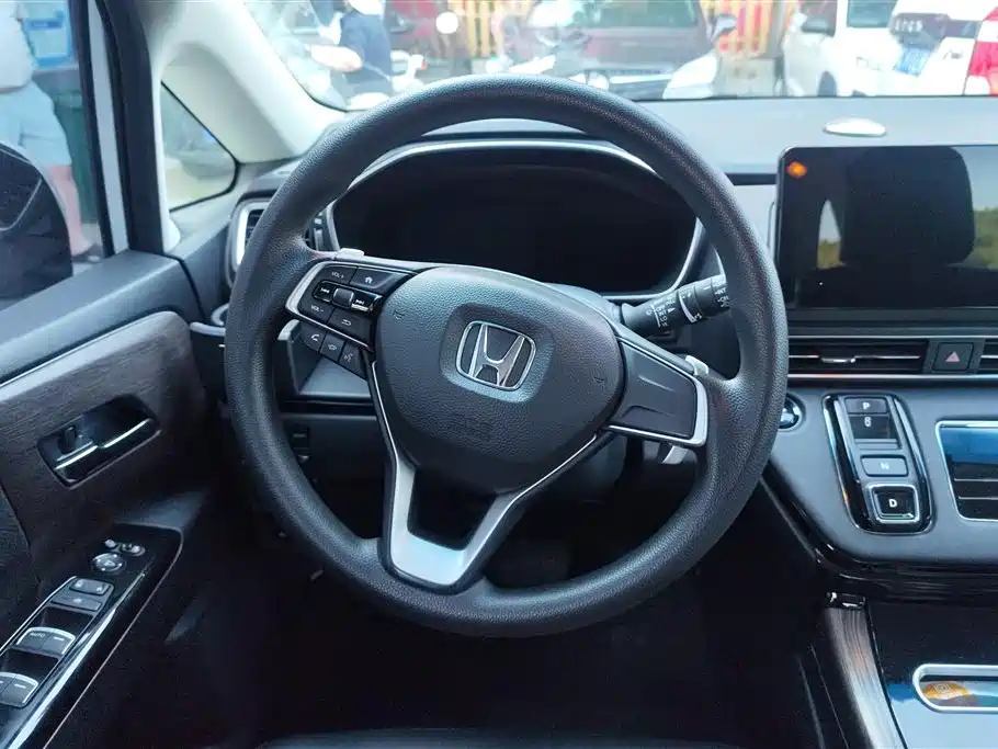 Honda Odyssey 2024 — фото 15