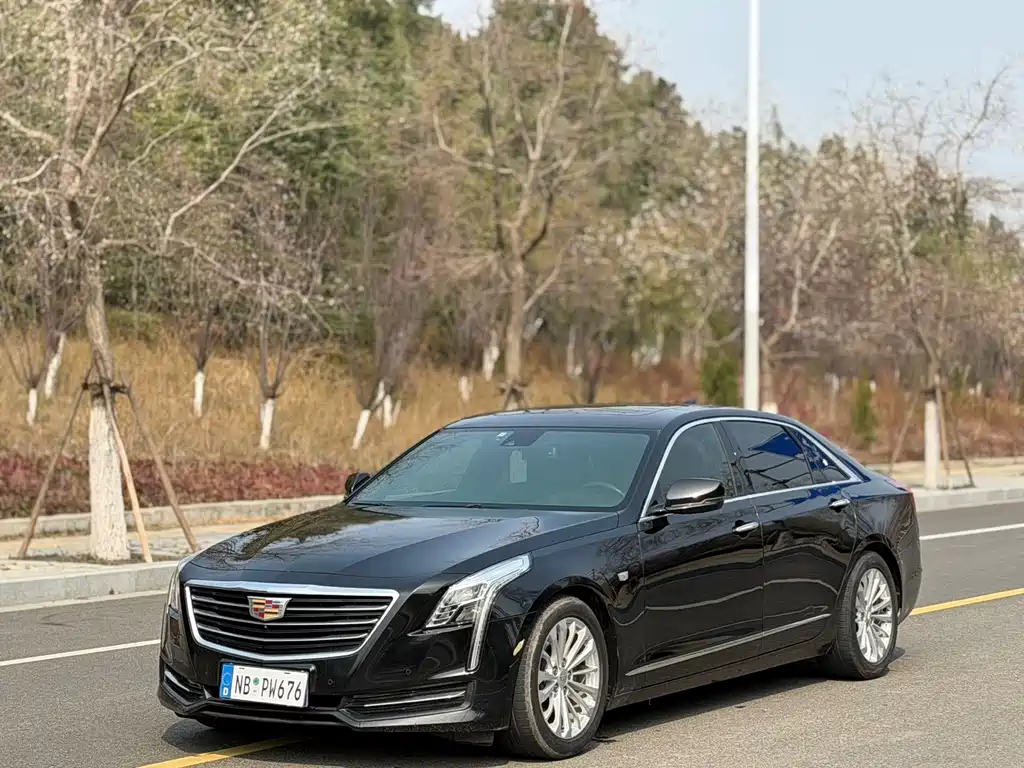 Cadillac CT6 2018 — фото 1