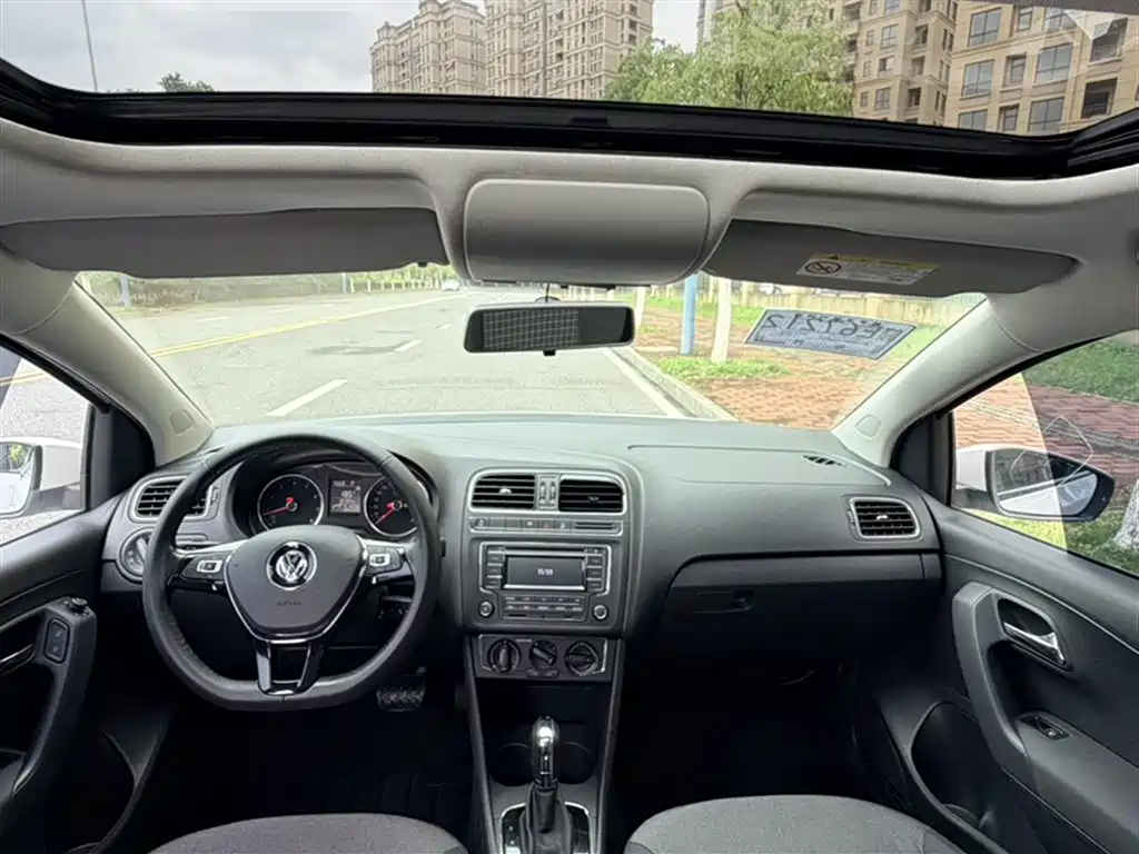 Volkswagen Polo 2019 — фото 15