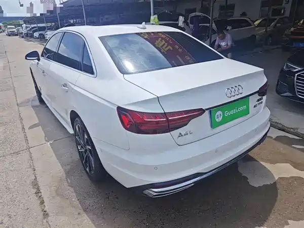 Audi A4L 2022