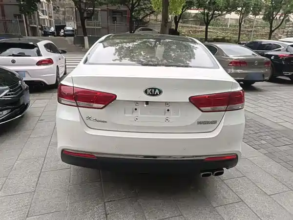 Kia K4 2015