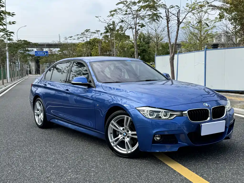 BMW 3 Series 2019 — фото 3