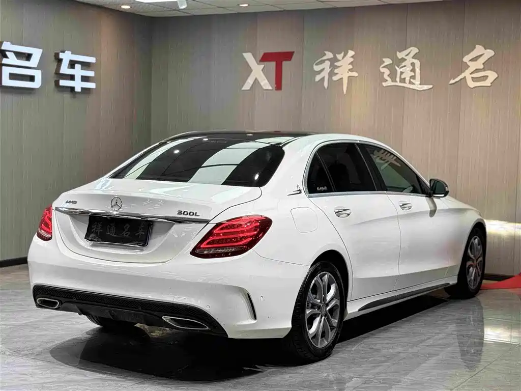 Mercedes-Benz C-Class 2015 — фото 18