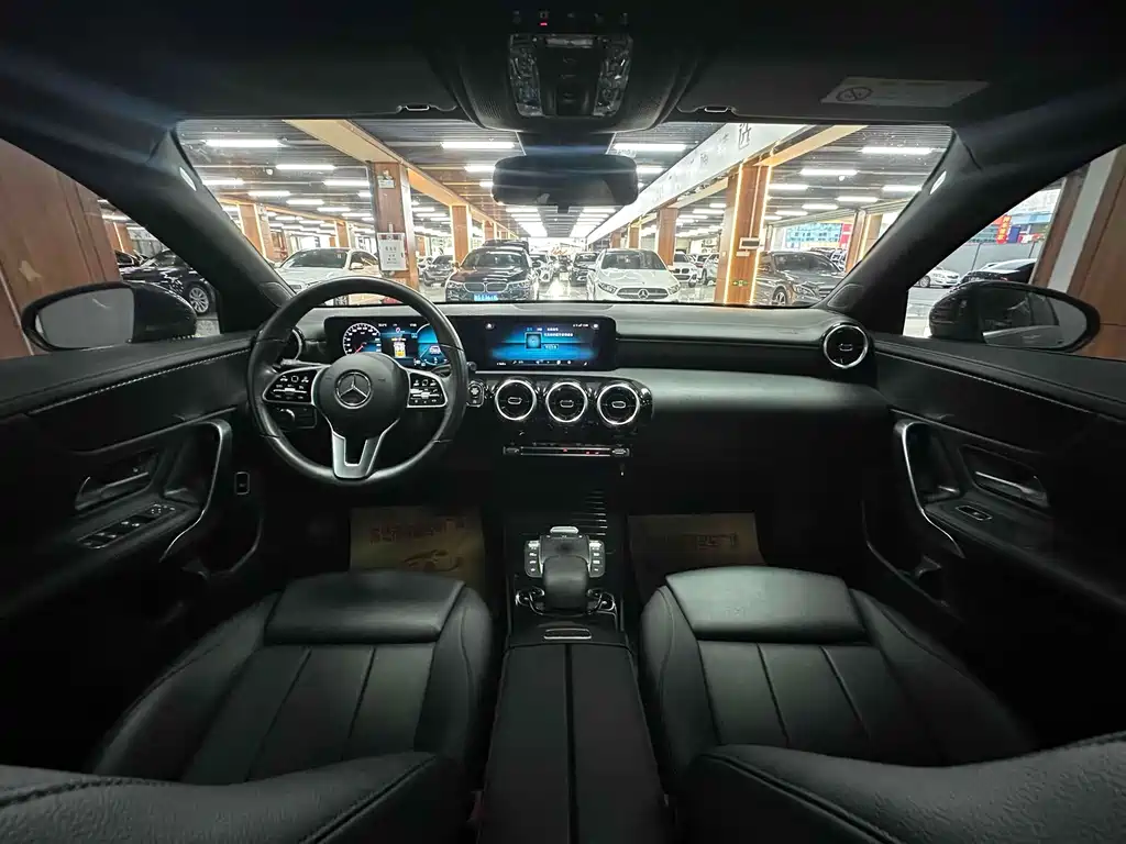 Mercedes-Benz A-Class 2021 — фото 4