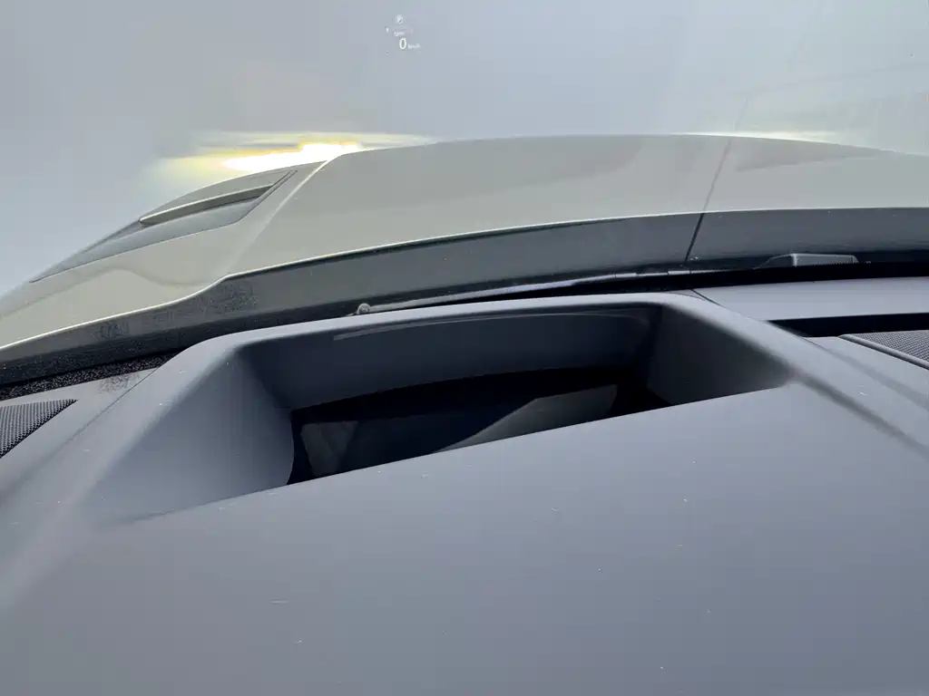 Land Rover Range Rover Sport 2025 — фото 10