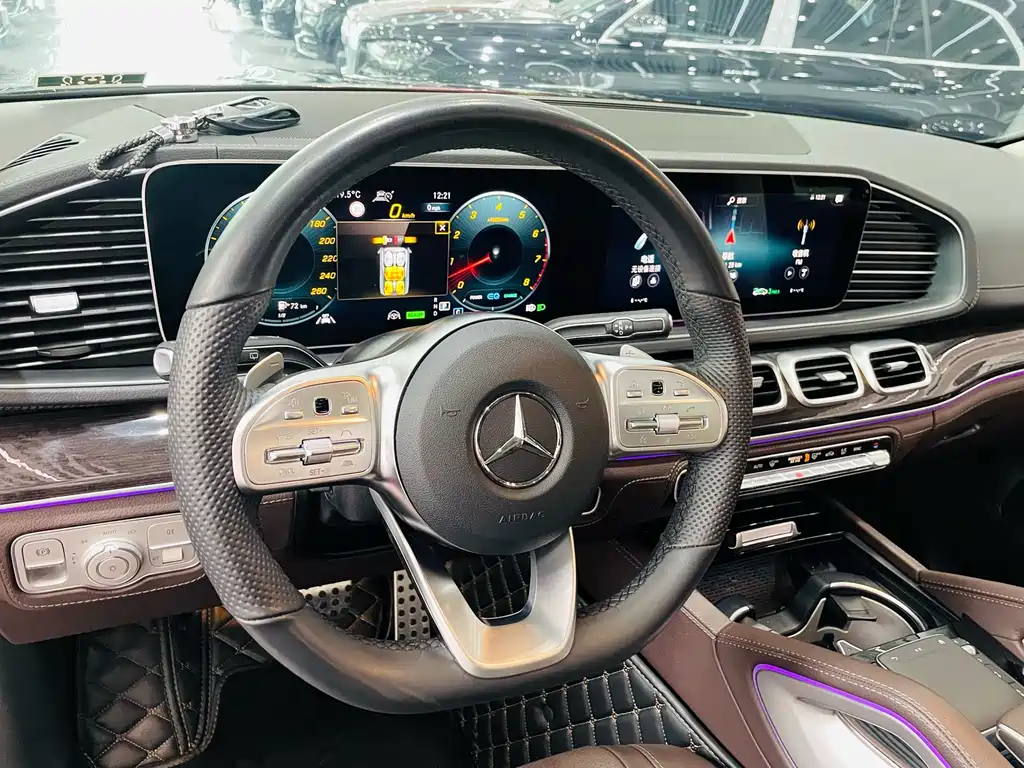 Mercedes-Benz GLS 2023 — фото 12