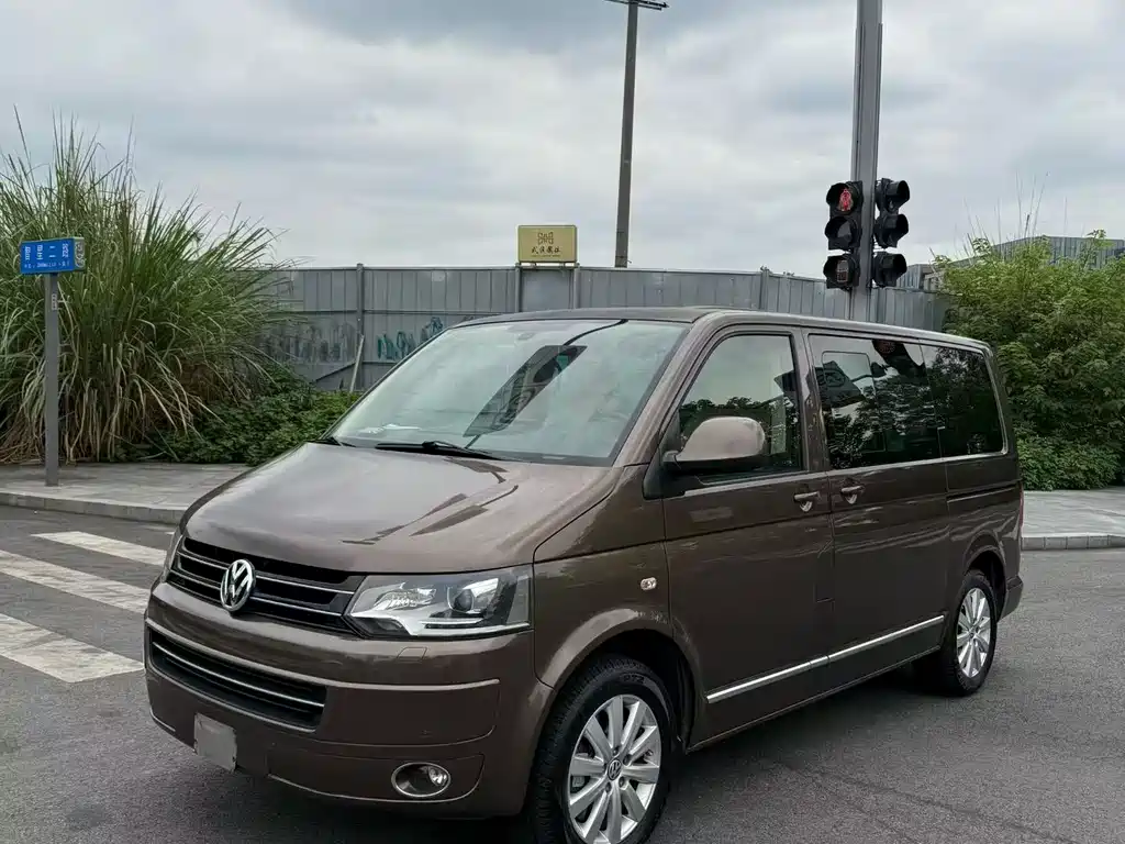 Volkswagen Multivan 2013