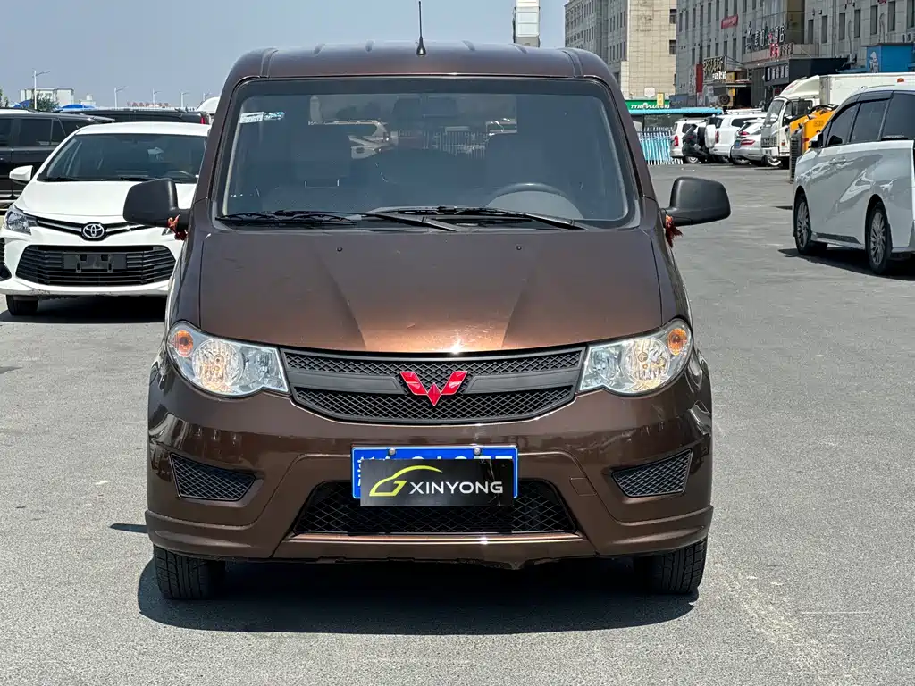 Wuling Hongguang 2018