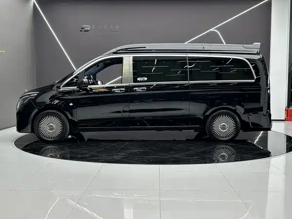 Mercedes-Benz Vito 2023