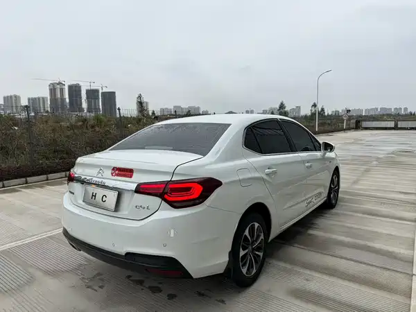 Citroën C4L 2016