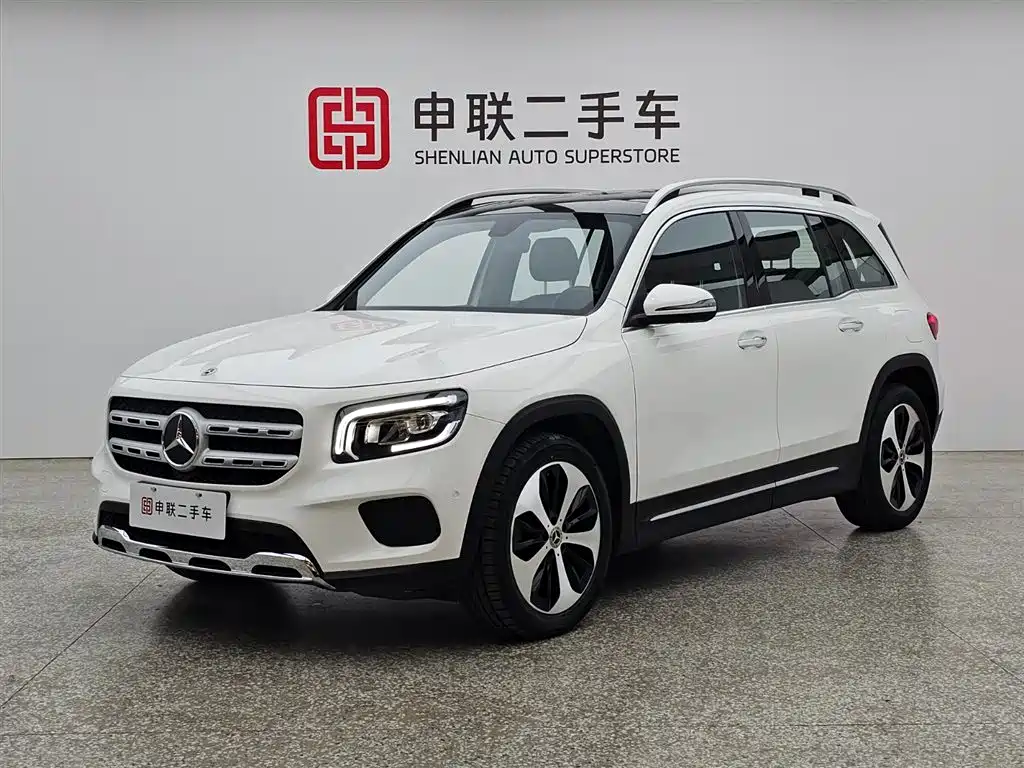 Mercedes-Benz GLB 2023 — фото 1