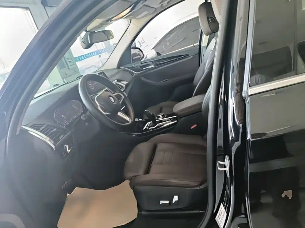 BMW X3 2020 — фото 15