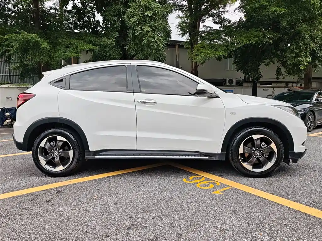 Honda Vezel 2017
