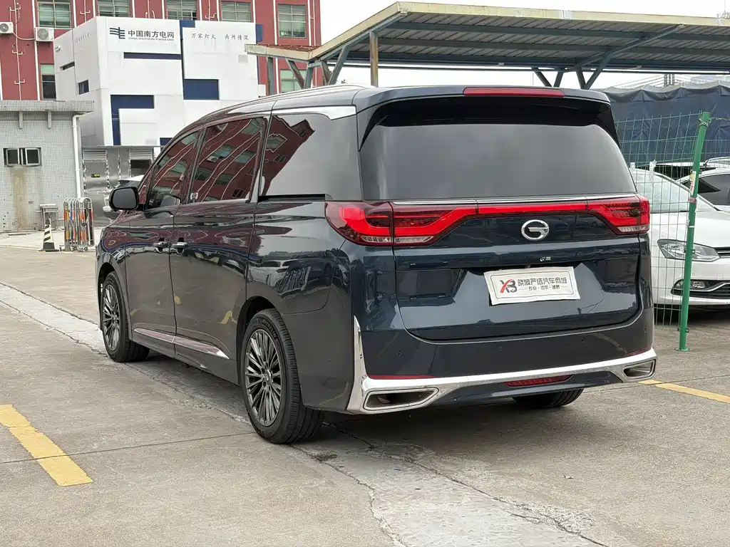 GAC Motor Trumpchi M8 2022 — фото 8